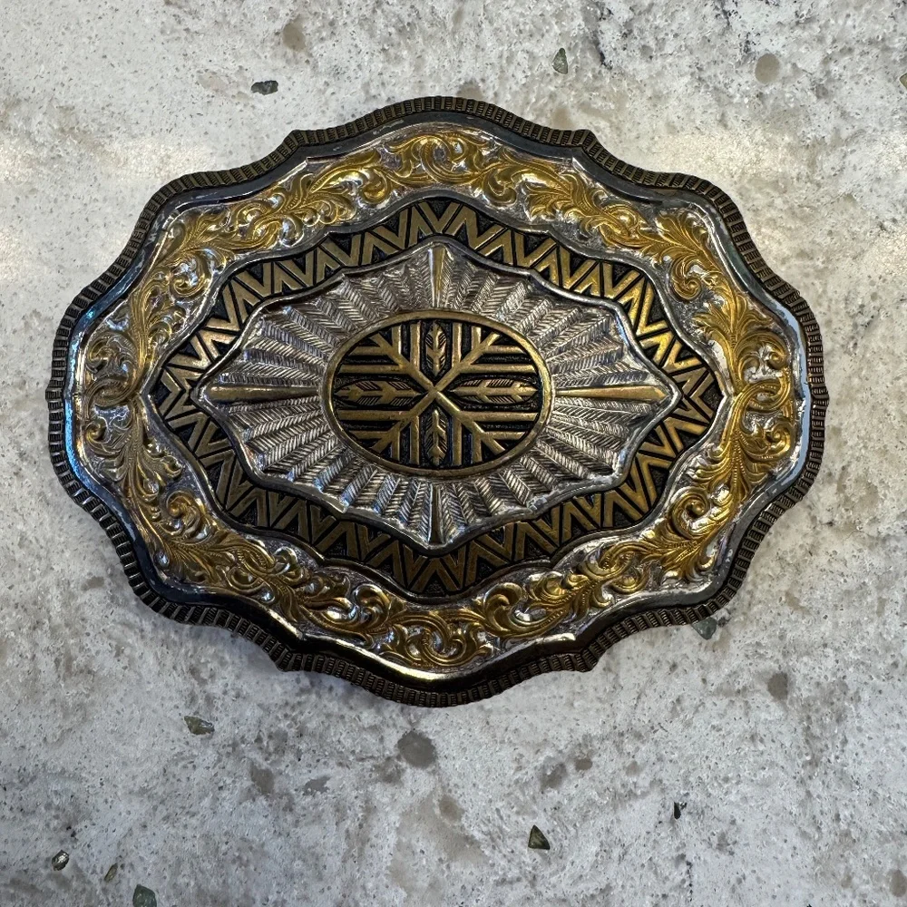 Vintage Crumrine Ornate Heavy Silver Plate on Jeweler Bronze‎ Belt Buckle